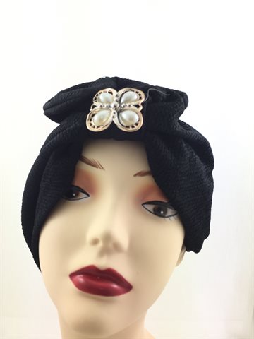 Turban with pearl